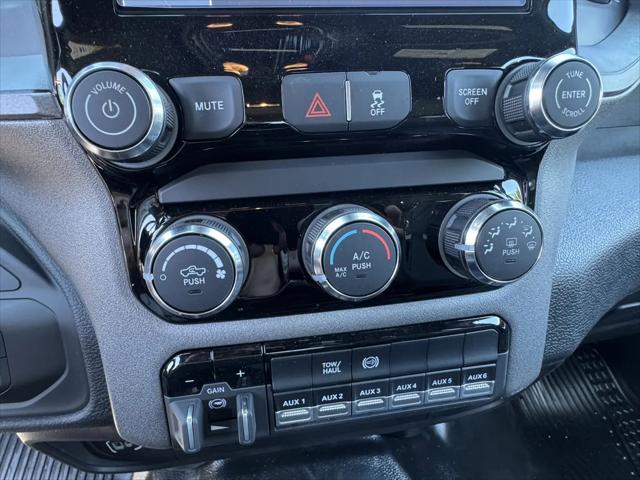 2026 Ram 3500 Tradesman Crew Cab 4x4 8' Box