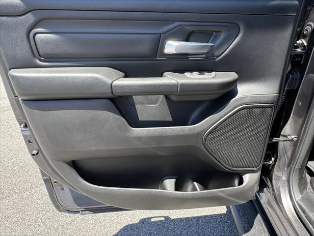 2026 Ram 1500 Express Crew Cab 4x4 57 Box