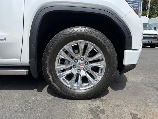 2023 GMC Sierra 1500 4WD Crew Cab Short Box Denali