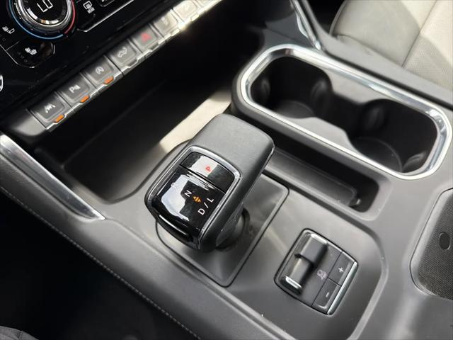 2023 GMC Sierra 1500 4WD Crew Cab Short Box Denali