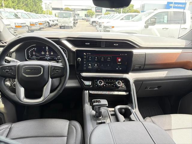 2023 GMC Sierra 1500 4WD Crew Cab Short Box Denali