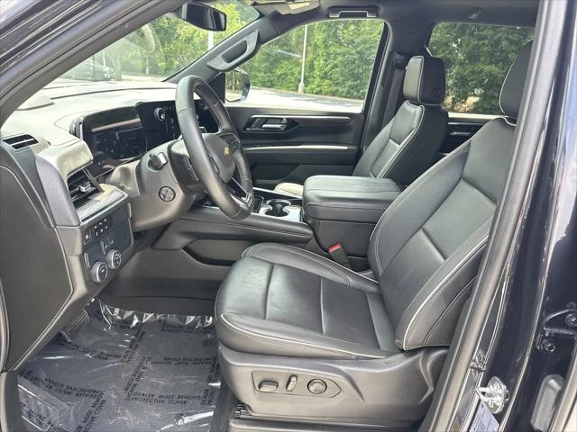 2025 Chevrolet Suburban 2WD Premier