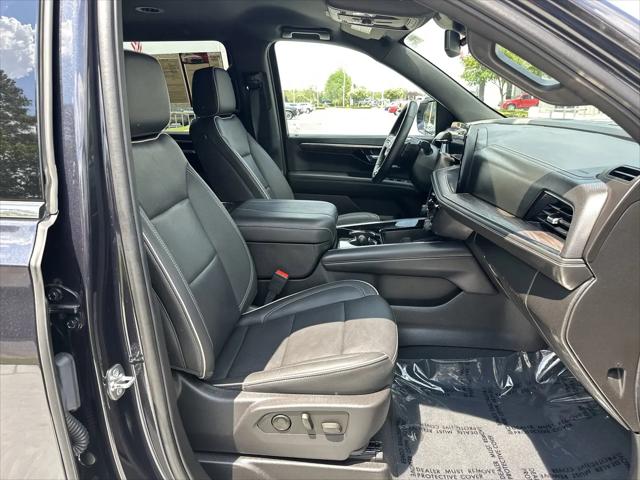2025 Chevrolet Suburban 2WD Premier