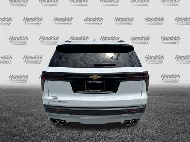 2024 Chevrolet Traverse FWD LT