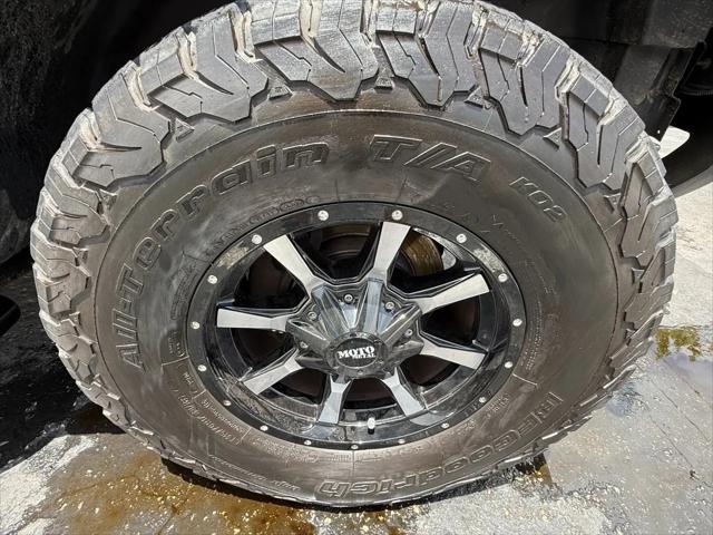 2005 HUMMER H2 Base