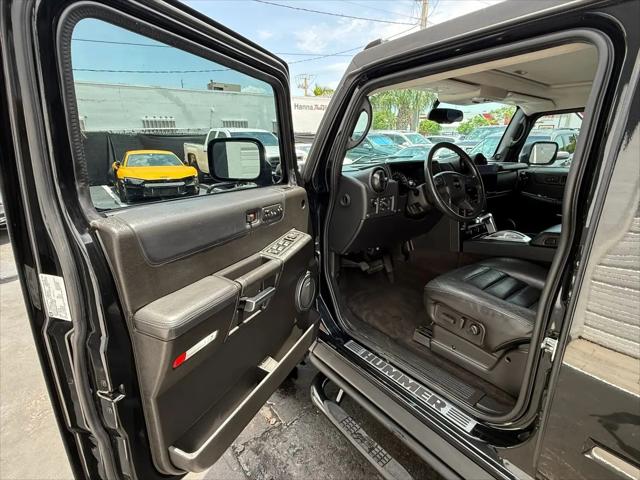 2005 HUMMER H2 Base