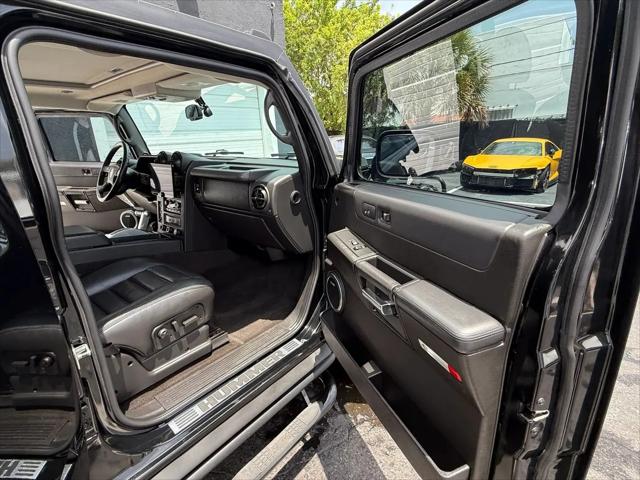 2005 HUMMER H2 Base