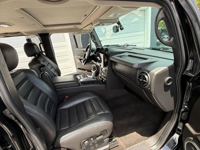 2005 HUMMER H2 Base