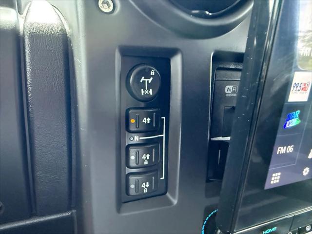2005 HUMMER H2 Base