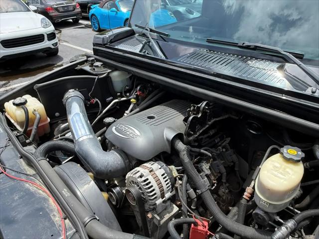 2005 HUMMER H2 Base