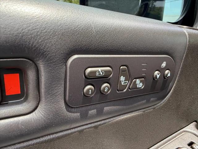 2005 HUMMER H2 Base
