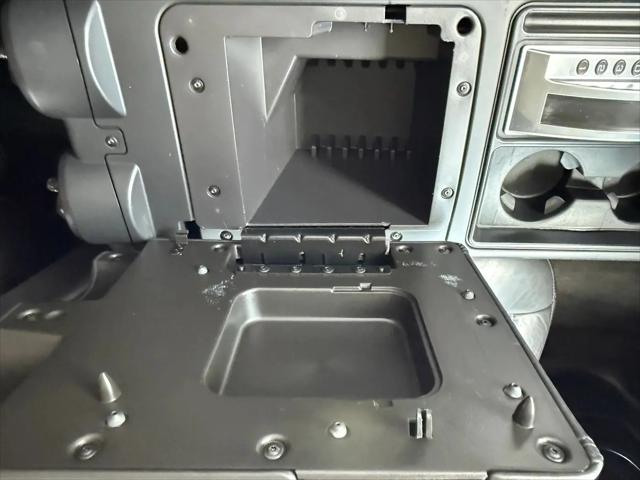 2005 HUMMER H2 Base