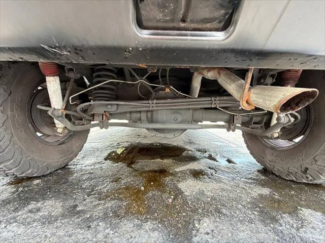 2005 HUMMER H2 Base