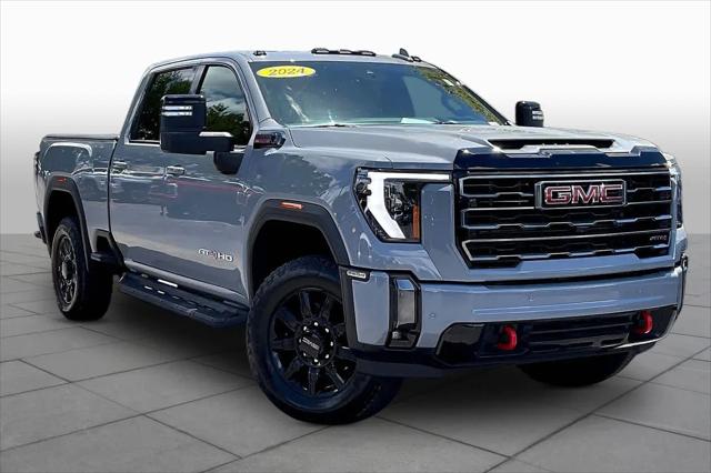 2024 GMC Sierra 2500HD 4WD Crew Cab Standard Bed AT4