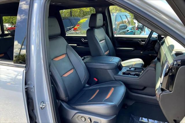 2024 GMC Sierra 2500HD 4WD Crew Cab Standard Bed AT4