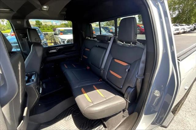 2024 GMC Sierra 2500HD 4WD Crew Cab Standard Bed AT4