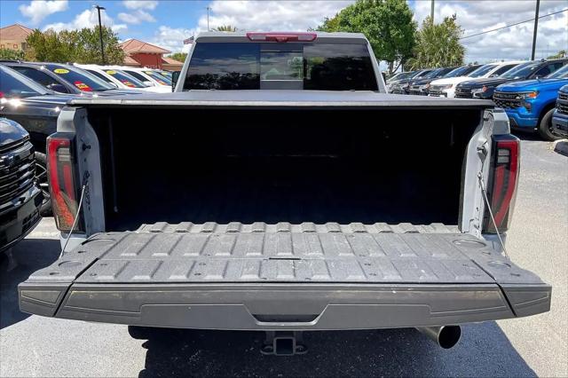2024 GMC Sierra 2500HD 4WD Crew Cab Standard Bed AT4