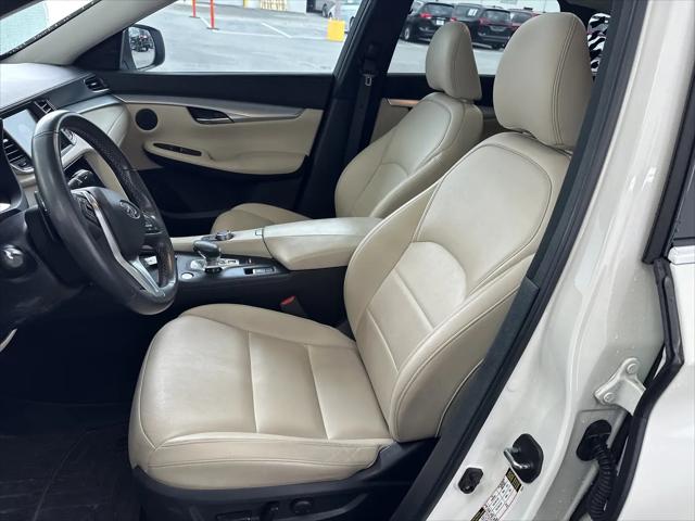 2019 INFINITI QX50 LUXE