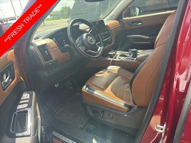 2022 Nissan Pathfinder Platinum 2WD