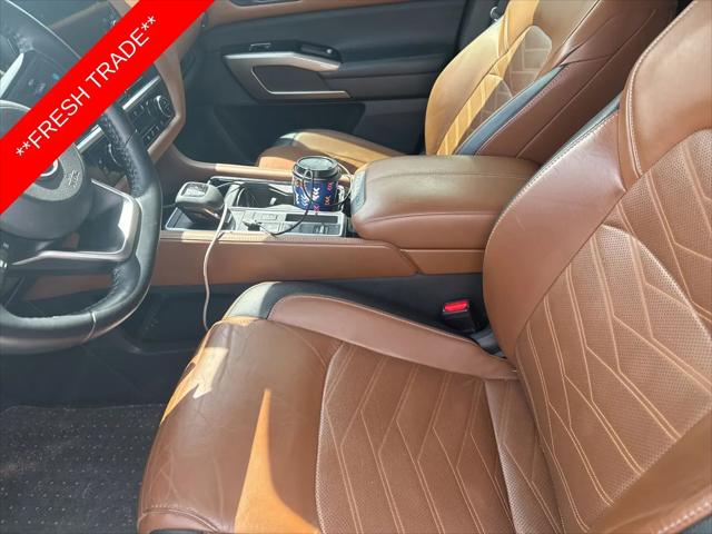 2022 Nissan Pathfinder Platinum 2WD