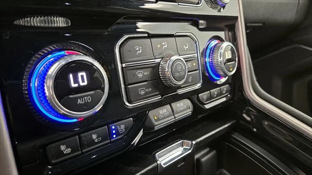 2024 GMC Yukon 4WD Denali