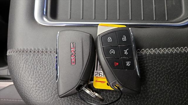 2024 GMC Yukon 4WD Denali
