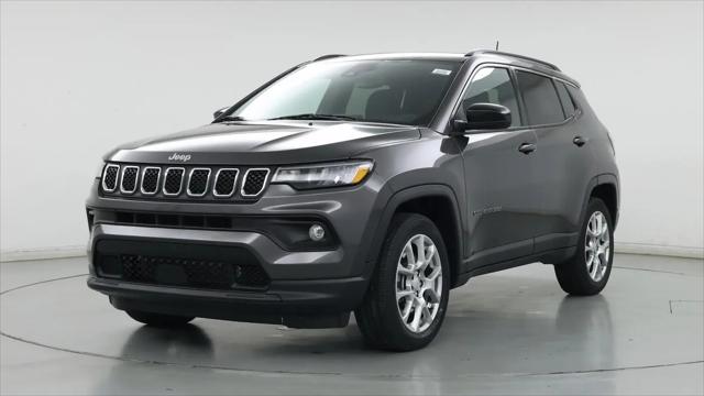 2024 Jeep Compass Latitude Lux FWD