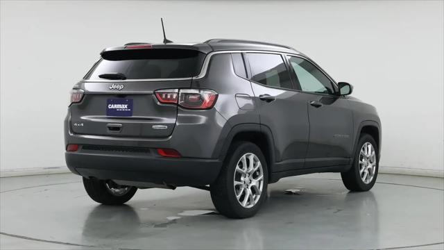 2024 Jeep Compass Latitude Lux FWD