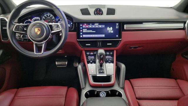 2023 Porsche Cayenne S Platinum Edition