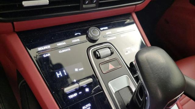 2023 Porsche Cayenne S Platinum Edition