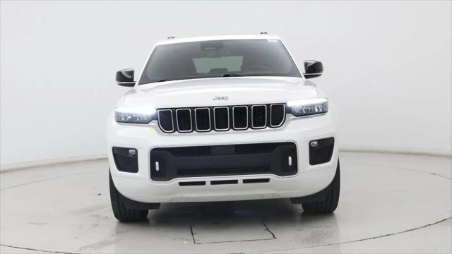 2023 Jeep Grand Cherokee Overland 4x2