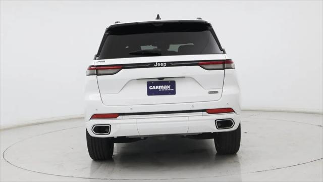 2023 Jeep Grand Cherokee Overland 4x2