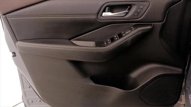 2023 Nissan Rogue SL FWD