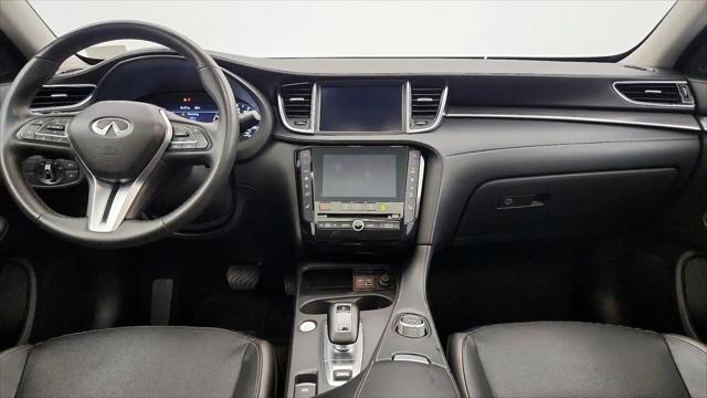 2023 INFINITI QX50 LUXE