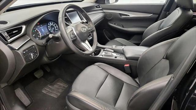 2023 INFINITI QX50 LUXE