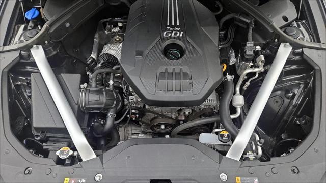 2023 Genesis G70 2.0T RWD