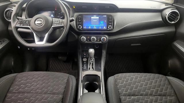 2023 Nissan Kicks SV Xtronic CVT