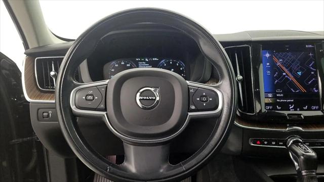 2021 Volvo XC60 T5 Momentum