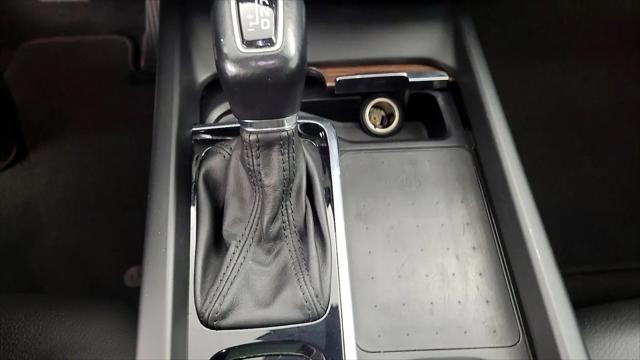 2021 Volvo XC60 T5 Momentum