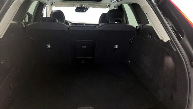 2021 Volvo XC60 T5 Momentum