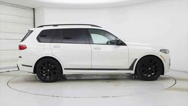 2021 BMW X7 M50i