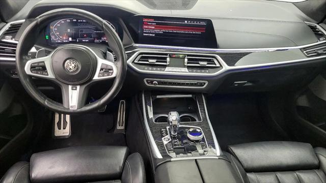 2021 BMW X7 M50i