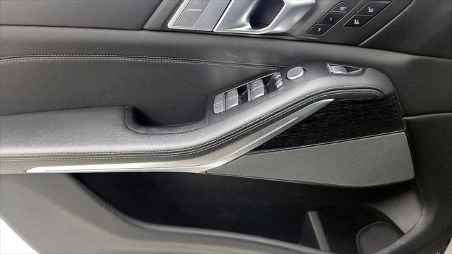 2021 BMW X7 M50i