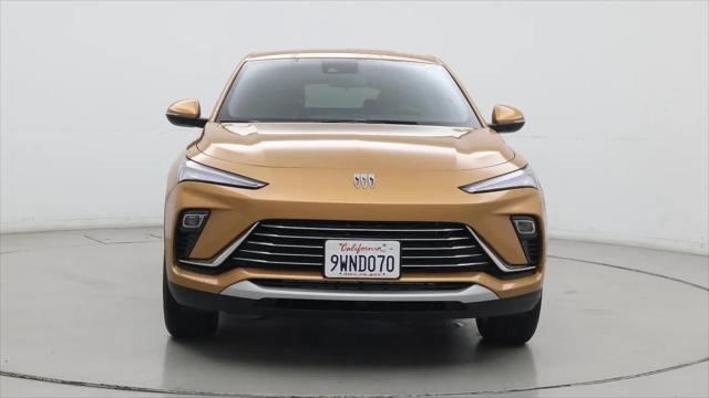2025 Buick NV Preferred FWD