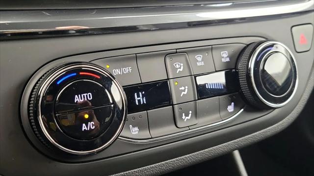 2025 Buick NV Preferred FWD