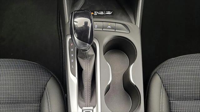 2025 Buick NV Preferred FWD