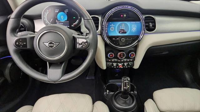 2023 MINI Hardtop Cooper