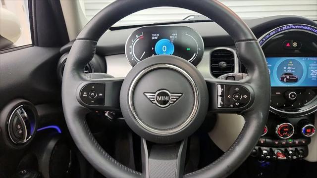 2023 MINI Hardtop Cooper