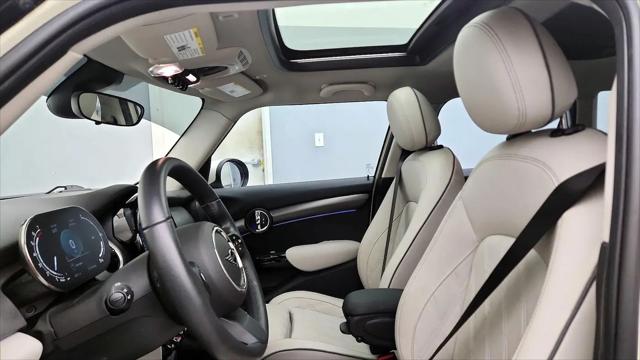 2023 MINI Hardtop Cooper