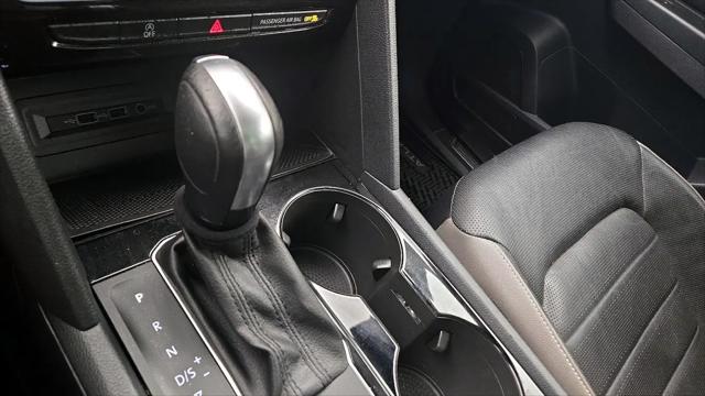 2020 Volkswagen Atlas Cross Sport 3.6L V6 SEL Premium R-Line